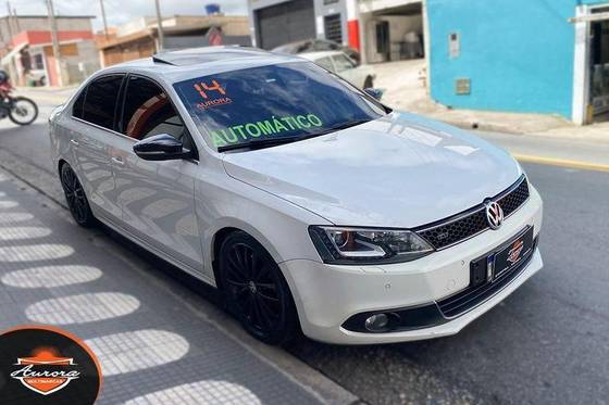 VOLKSWAGEN JETTA 2.0 COMFORTLINE FLEX 4P MANUAL